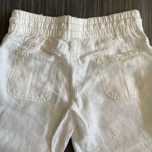 White linen pants by Athleta